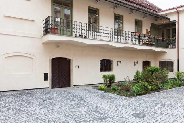 Old Town Apartment Prag Exteriör bild